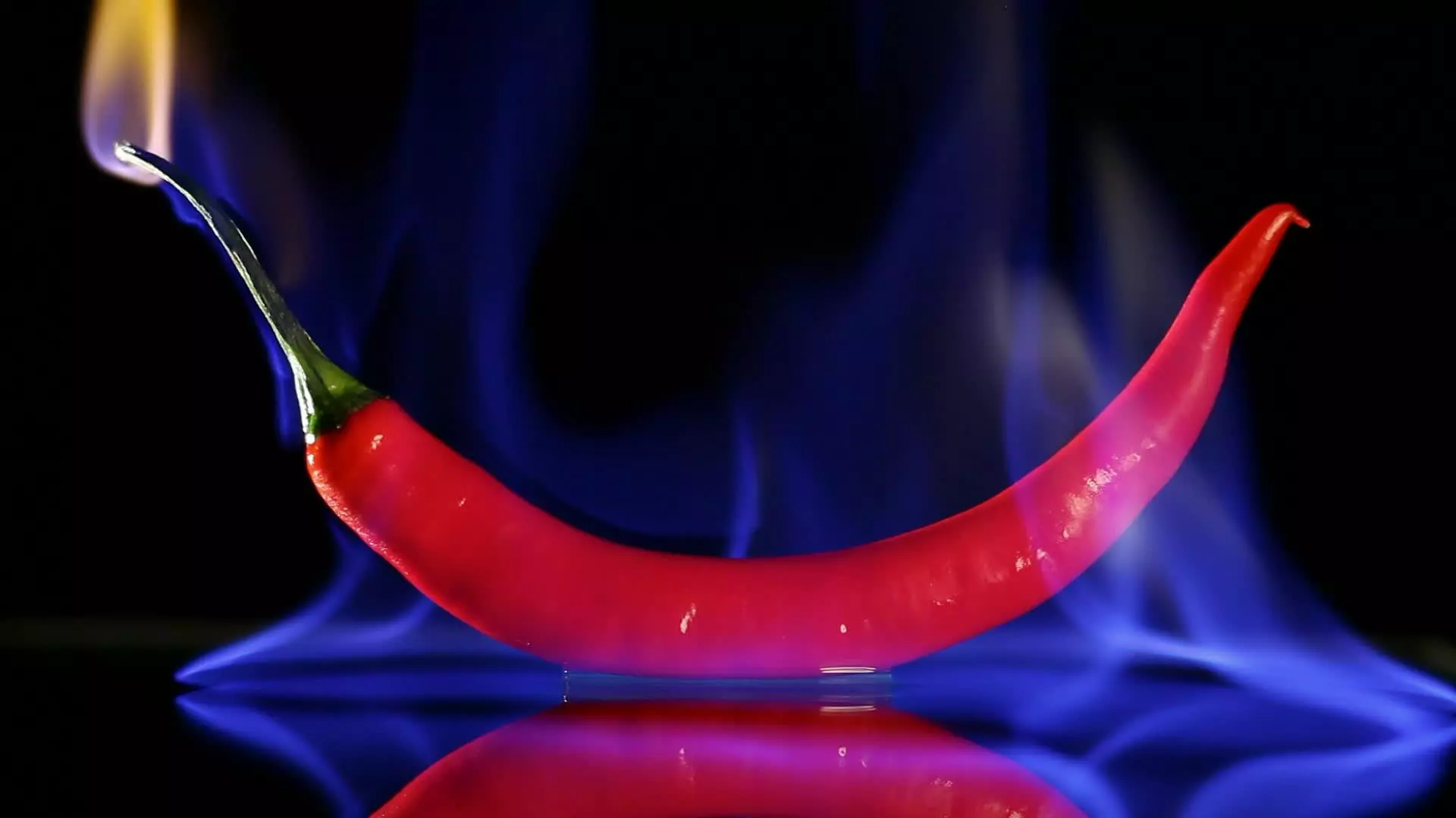 10 Amazing Health Benefits to Eating Hot Peppers [Scientifically Proven]